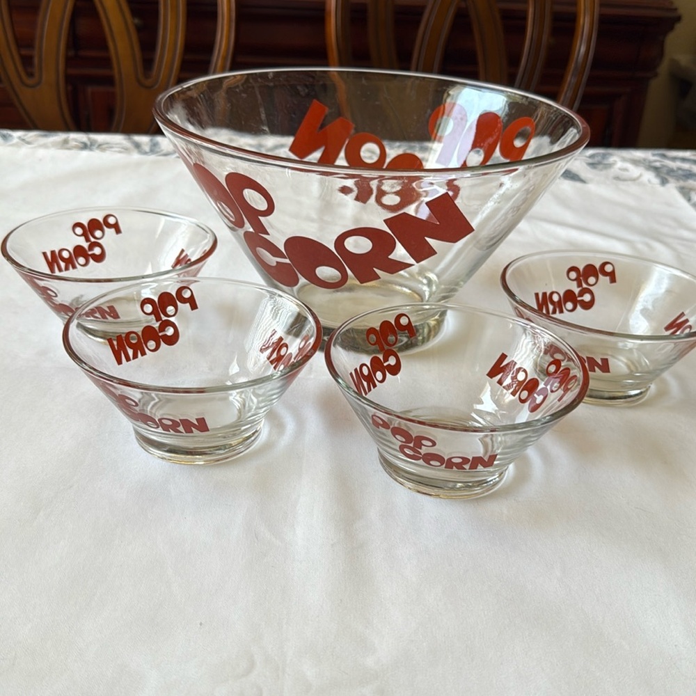 Vintage 1970’s set of 5 Wheaton Glass Mid Century Modern Pop Corn Bowl Set